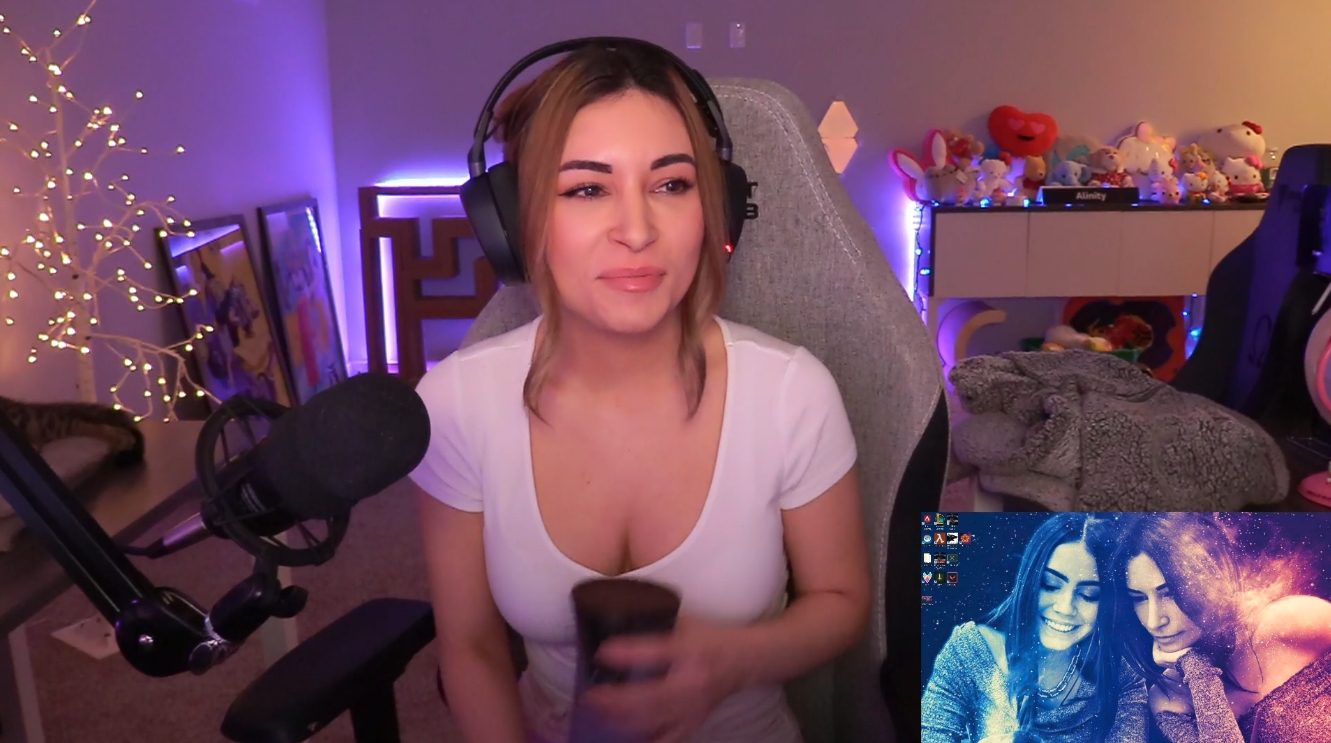 Alinity Suspends herself from Twitch for 3 Days after Wardrobe Malfunction.
